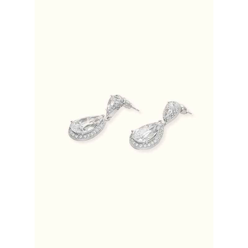 Stunning Silver Teardrop Earrings