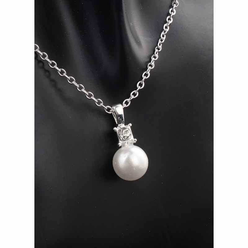 Elegant Pearl Drop Jewelry Set
